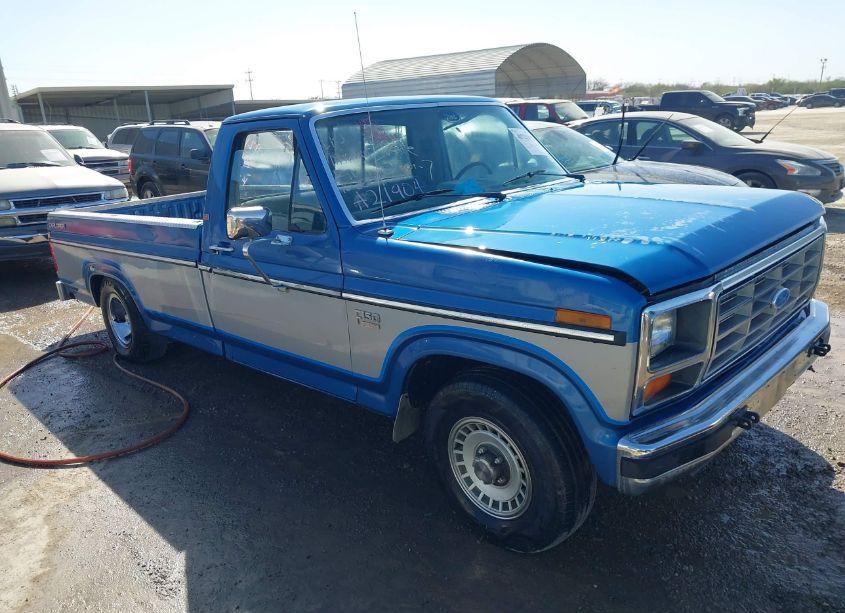 1985 Ford F150 (VIN 1FTCF15Y4FPA21904) main photo