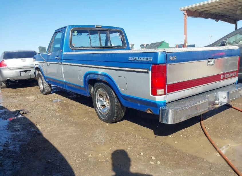 Photo 3 of 1985 Ford F150 (VIN 1FTCF15Y4FPA21904)