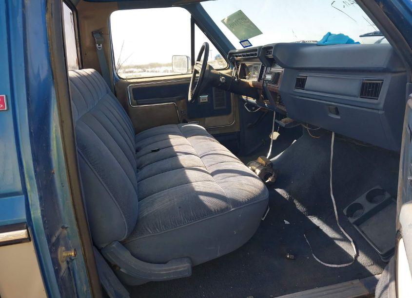 Photo 5 of 1985 Ford F150 (VIN 1FTCF15Y4FPA21904)