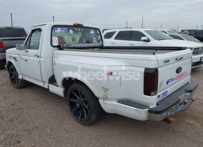 Photo 3 of 1995 Ford F150 N/A (VIN 1FTCF15YXSNB31068)