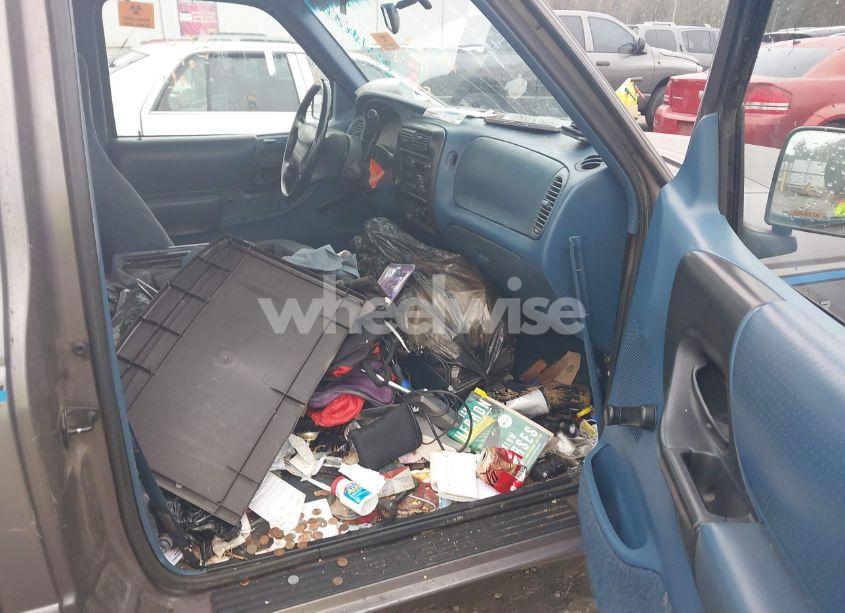 Photo 5 of 1997 Ford Ranger SPLASH/XL/XLT (VIN 1FTCR10A1VUA52495)