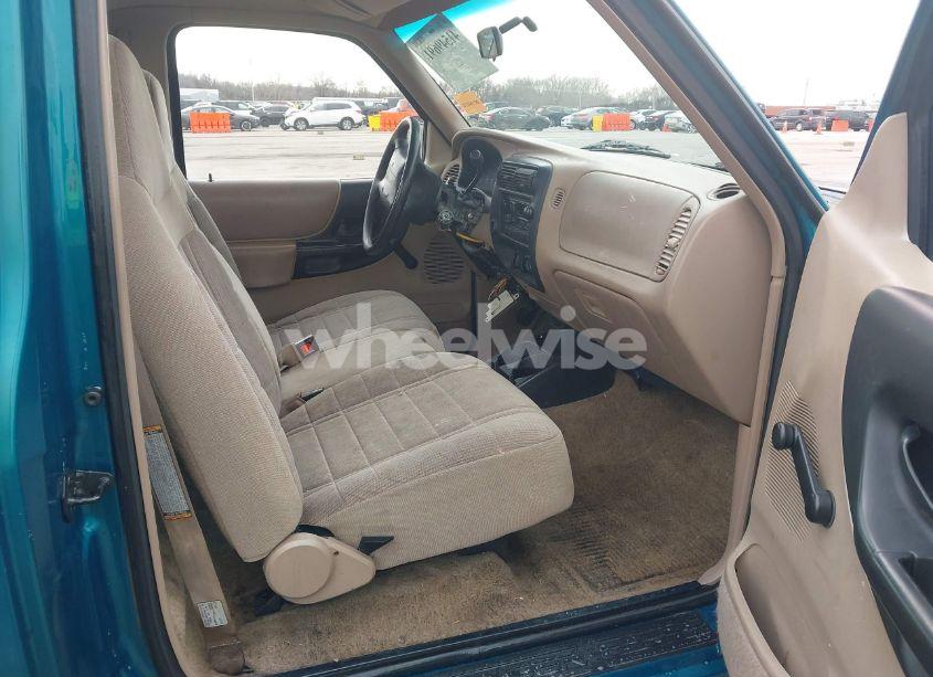 Photo 5 of 1997 Ford Ranger SPLASH/XL/XLT (VIN 1FTCR10A6VPB49917)