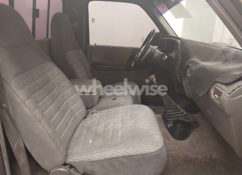 Photo 5 of 1994 Ford Ranger (VIN 1FTCR10A7RTB09066)