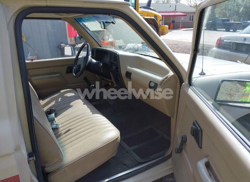 Photo 5 of 1989 Ford Ranger (VIN 1FTCR10A8KUB41928)