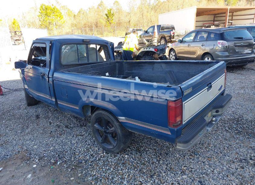 Photo 3 of 1992 Ford Ranger N/A (VIN 1FTCR10U5NTA75200)