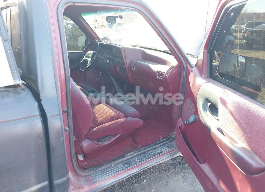 Photo 5 of 1993 Ford Ranger (VIN 1FTCR10U5PUB69770)