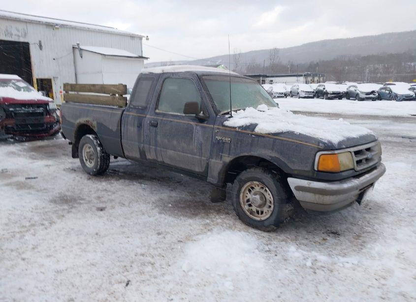 1995 Ford Ranger SUPER CAB (VIN 1FTCR14A1STA18813) main photo