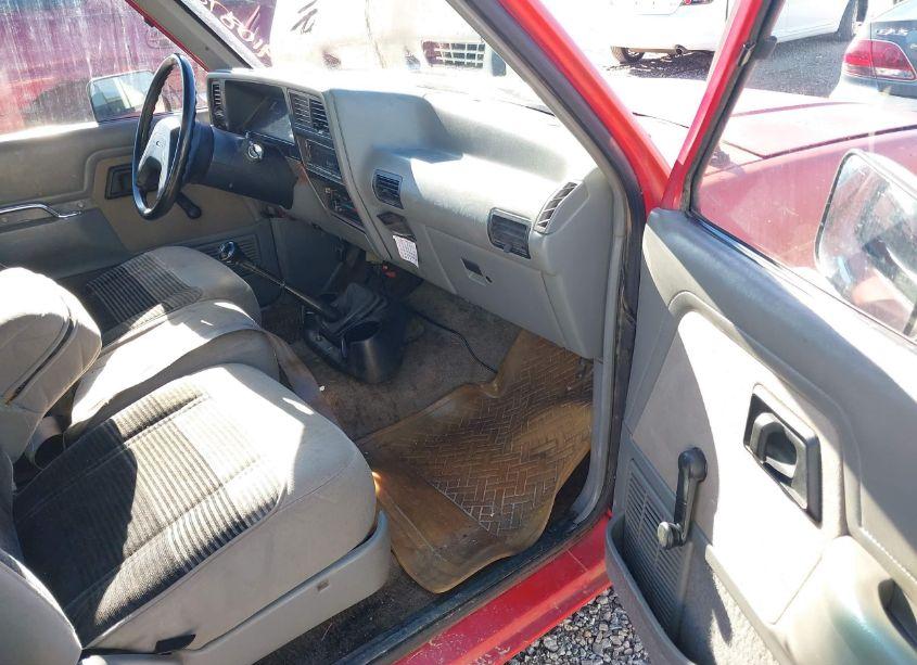Photo 5 of 1992 Ford Ranger SUPER CAB (VIN 1FTCR14A9NTA22595)