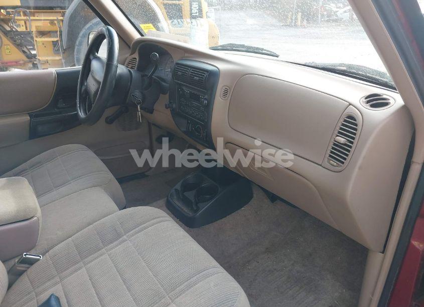 Photo 5 of 1997 Ford Ranger SPLASH/XL/XLT (VIN 1FTCR14U6VTA62921)