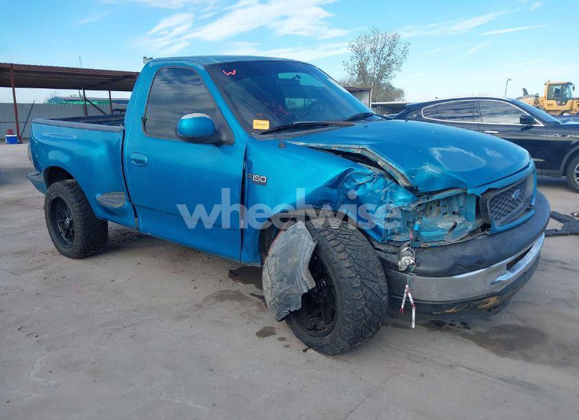 1997 Ford F-150 XL/XLT (VIN 1FTDF0728VKA03912) main photo