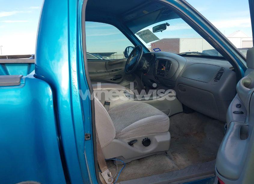 Photo 5 of 1997 Ford F-150 XL/XLT (VIN 1FTDF0728VKA03912)