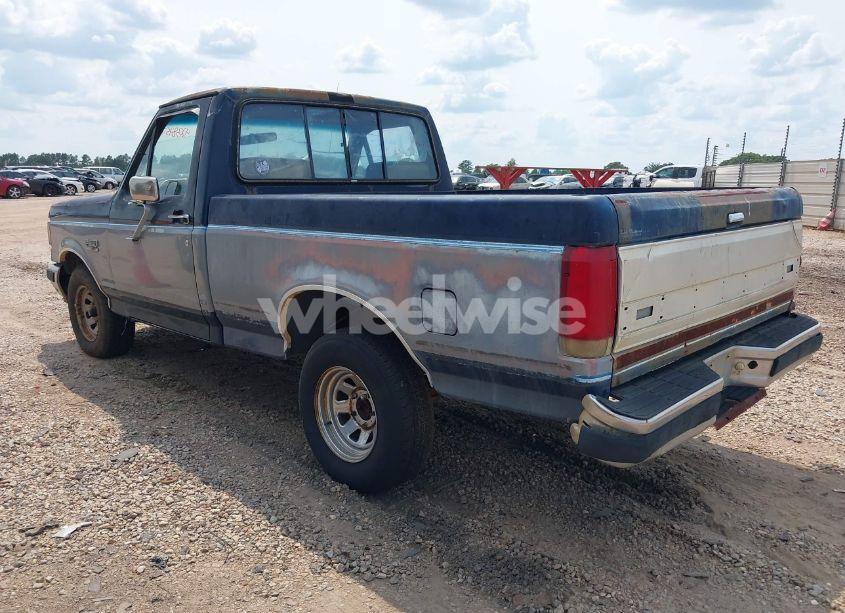 Photo 3 of 1990 Ford F150 N/A (VIN 1FTDF15Y0LLB15639)