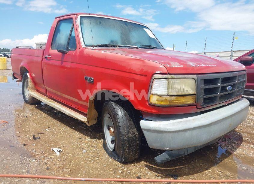 1992 Ford F150 (VIN 1FTDF15Y0NNA79863) main photo