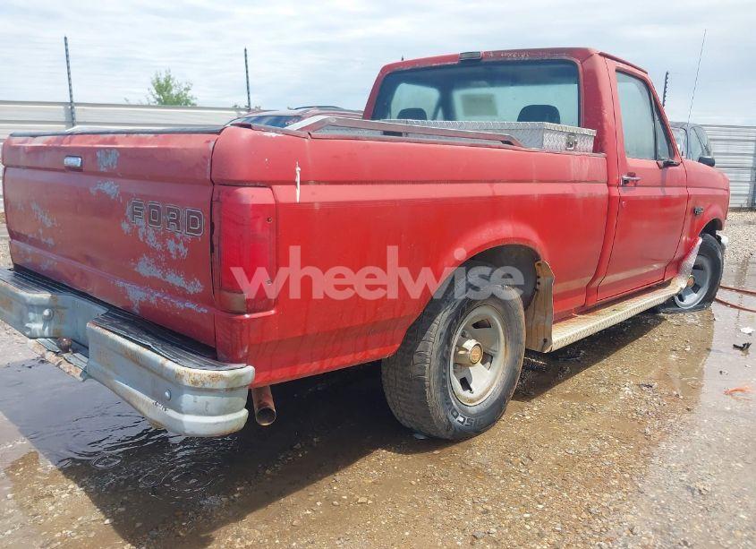 Photo 4 of 1992 Ford F150 (VIN 1FTDF15Y0NNA79863)