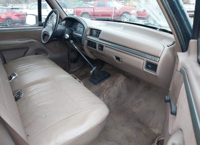 Photo 5 of 1992 Ford F150 (VIN 1FTDF15Y2NNA49988)