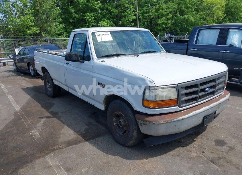 1995 Ford F150 (VIN 1FTDF15Y3SNA03081) main photo