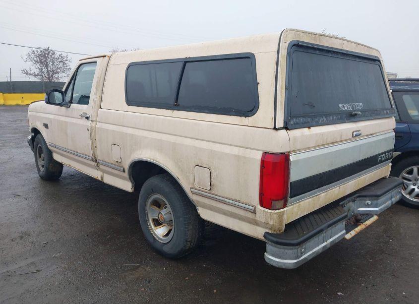 Photo 3 of 1992 Ford F150 (VIN 1FTDF15Y4NLA01744)