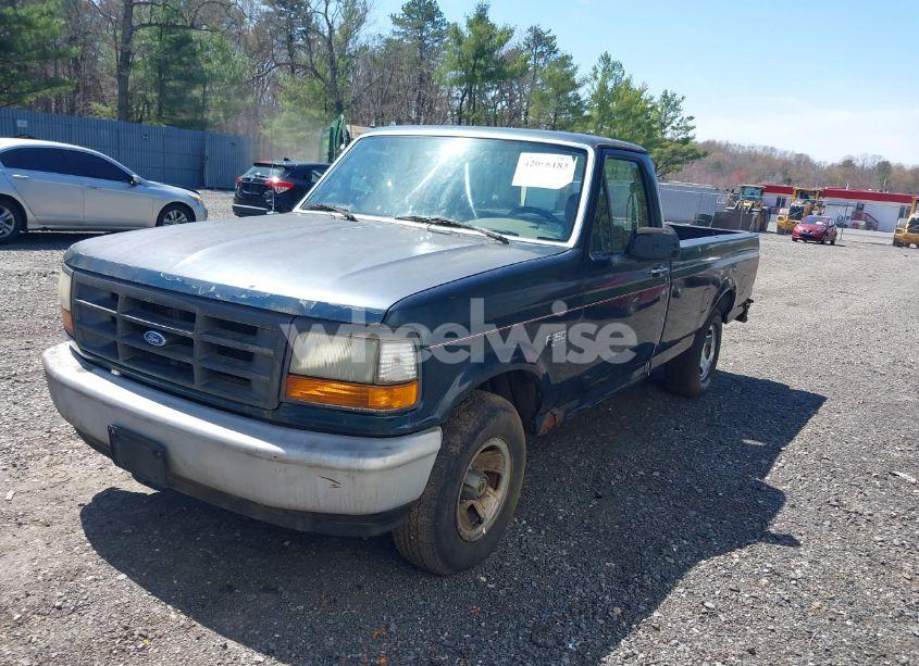 Photo 2 of 1995 Ford F150 (VIN 1FTDF15Y5SNA21470)