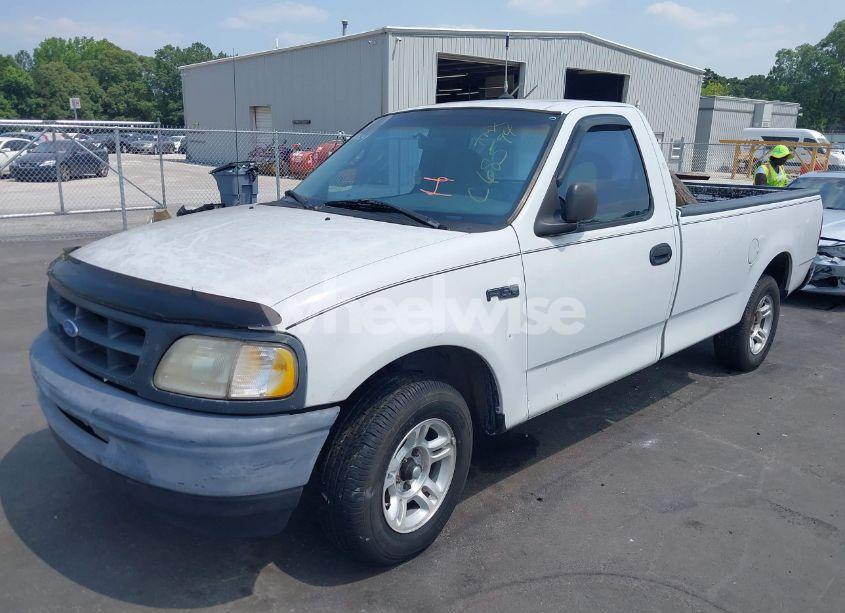 Photo 2 of 1997 Ford F-150 STANDARD/XL/XLT (VIN 1FTDF1721VNC68594)