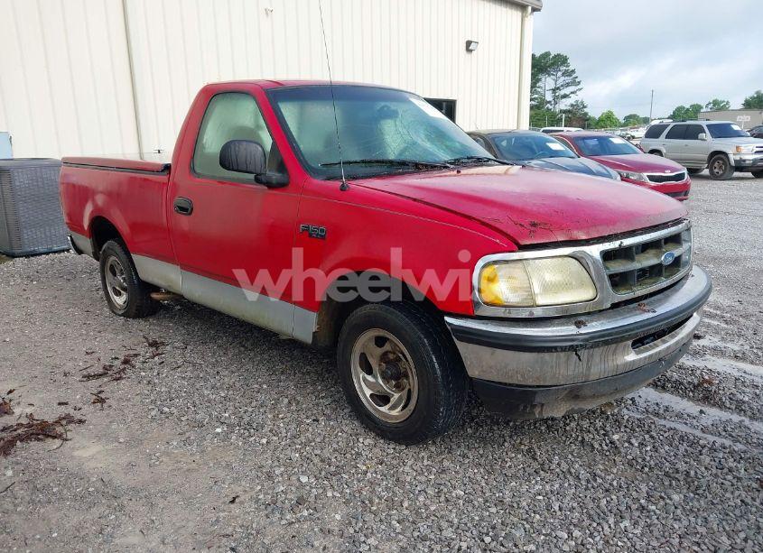 1997 Ford F-150 STANDARD/XL/XLT (VIN 1FTDF1727VNC04656) main photo
