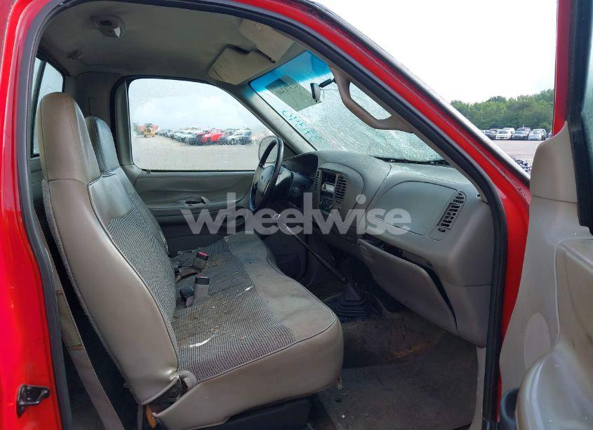 Photo 5 of 1997 Ford F-150 STANDARD/XL/XLT (VIN 1FTDF1727VNC04656)