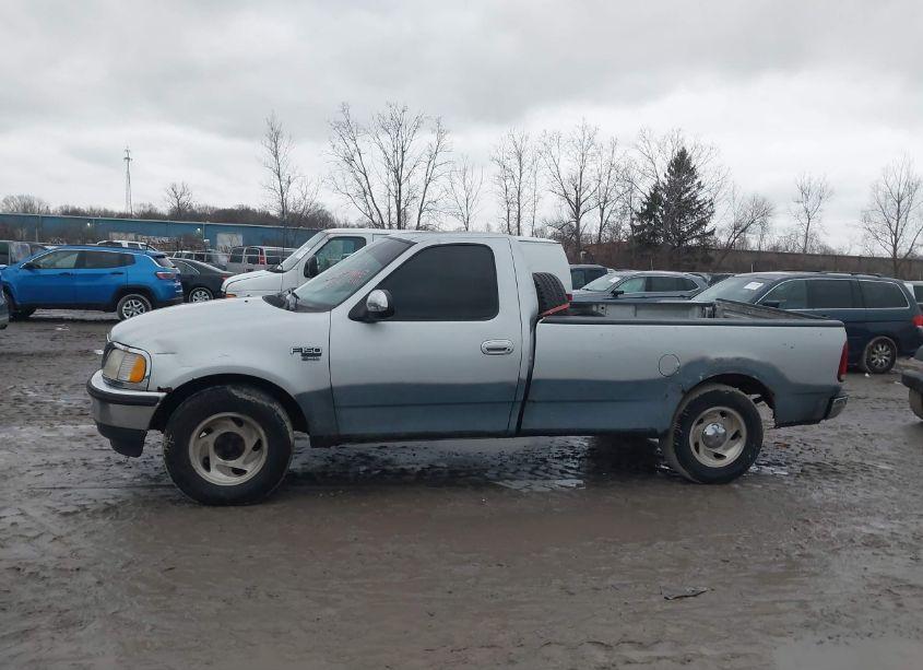 Photo 14 of 1998 Ford F-150 LARIAT/STANDARD/XL/XLT (VIN 1FTDF17W3WNA09626)