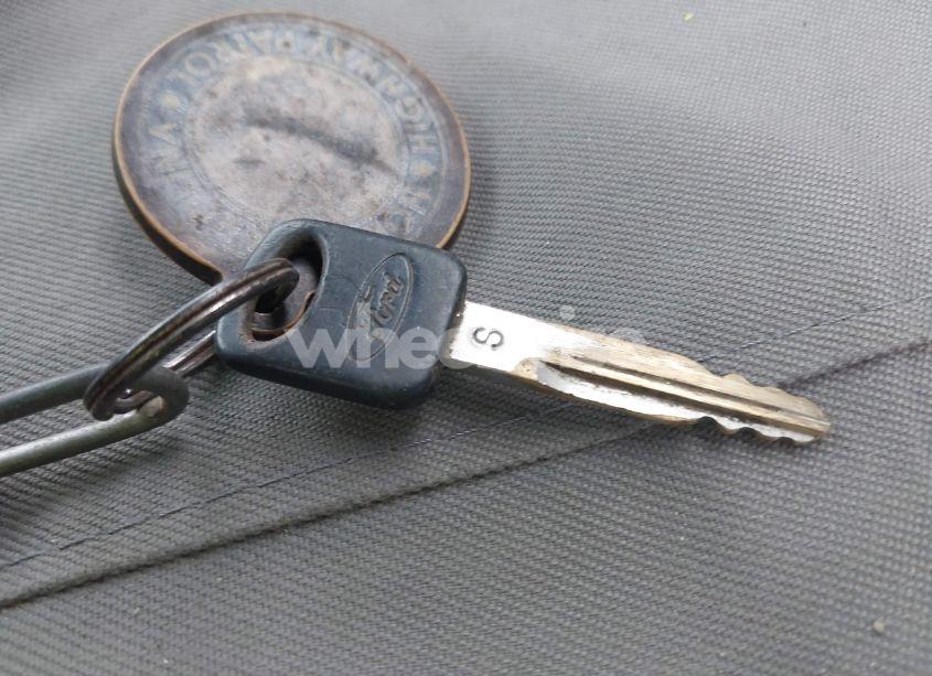 Photo 11 of 1997 Ford F150 (VIN 1FTDF1861VNA76092)