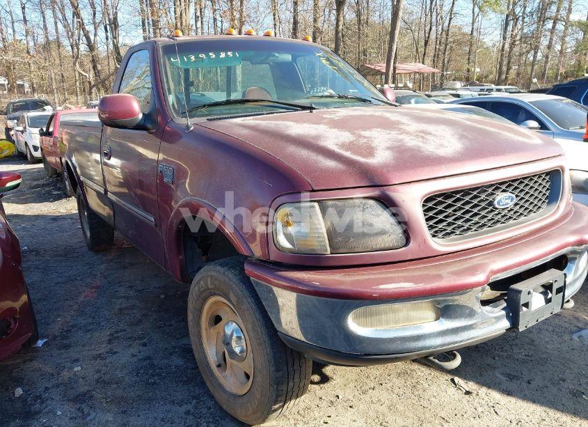 1998 Ford F-150 LARIAT/STANDARD/XL/XLT (VIN 1FTDF18W7WNA07117) main photo