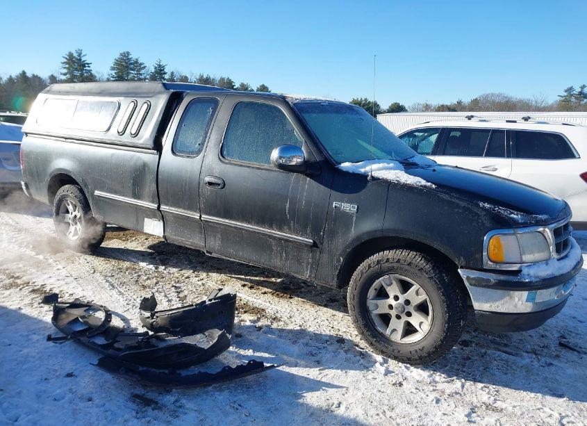 1997 Ford F-150 STANDARD/XL/XLT (VIN 1FTDX1725VNB05329) main photo
