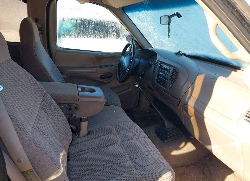 Photo 5 of 1997 Ford F-150 STANDARD/XL/XLT (VIN 1FTDX1725VNB05329)