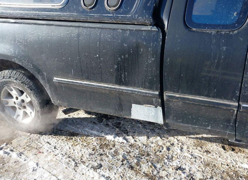 Photo 6 of 1997 Ford F-150 STANDARD/XL/XLT (VIN 1FTDX1725VNB05329)