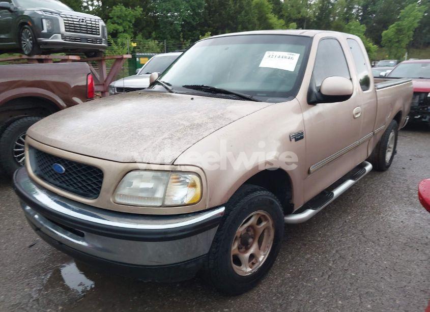 Photo 2 of 1997 Ford F-150 LARIAT/STANDARD/XL/XLT (VIN 1FTDX1760VNA01902)