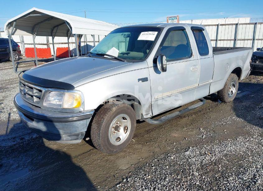Photo 2 of 1997 Ford F-150 LARIAT/STANDARD/XL/XLT (VIN 1FTDX1762VNA40037)
