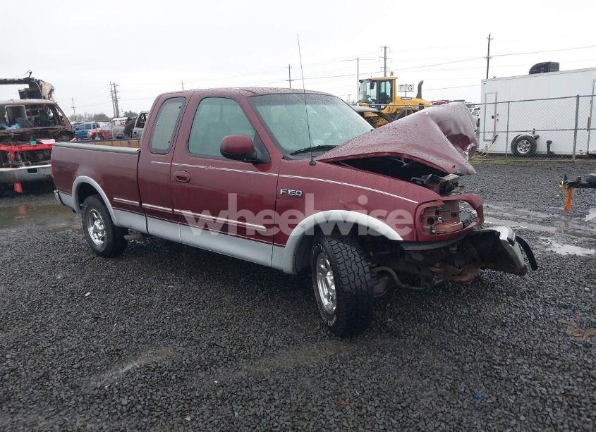 1997 Ford F-150 LARIAT/STANDARD/XL/XLT (VIN 1FTDX1762VNB14475) main photo