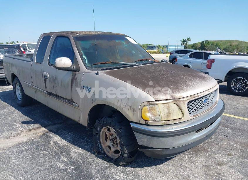 1998 Ford F-150 LARIAT/STANDARD/XL/XLT (VIN 1FTDX1764WNA01757) main photo