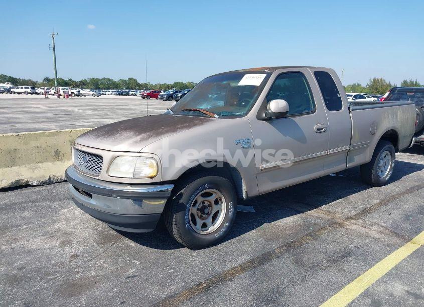 Photo 2 of 1998 Ford F-150 LARIAT/STANDARD/XL/XLT (VIN 1FTDX1764WNA01757)
