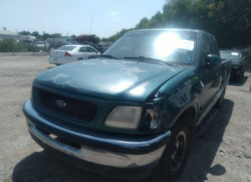 Photo 2 of 1997 Ford F-150 STANDARD LARIAT/STANDARD/XL/XLT (VIN 1FTDX1768VKD35242)