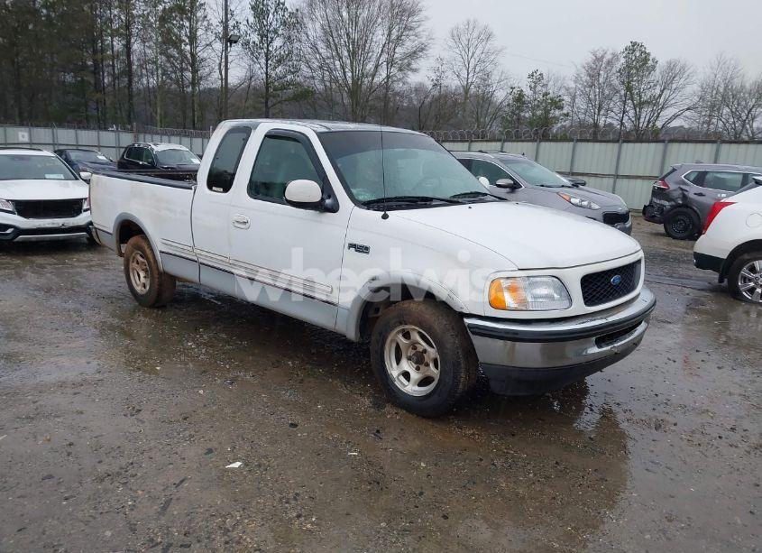 1997 Ford F-150 LARIAT/STANDARD/XL/XLT (VIN 1FTDX17W8VNC49136) main photo