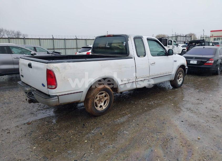 Photo 4 of 1997 Ford F-150 LARIAT/STANDARD/XL/XLT (VIN 1FTDX17W8VNC49136)
