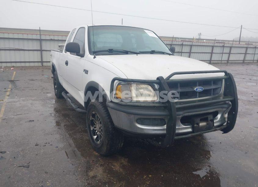 1997 Ford F-150 LARIAT/XL/XLT (VIN 1FTDX1863VNB01474) main photo