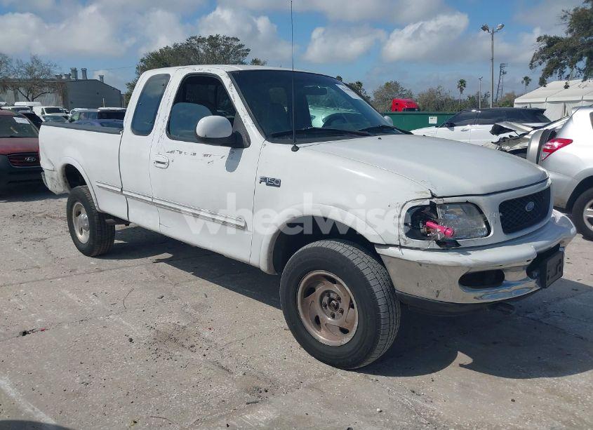 1997 Ford F-150 LARIAT/XL/XLT (VIN 1FTDX1868VKA12923) main photo