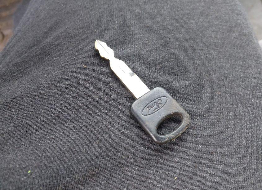 Photo 11 of 1997 Ford F-150 LARIAT/XL/XLT (VIN 1FTDX18W0VNB61843)