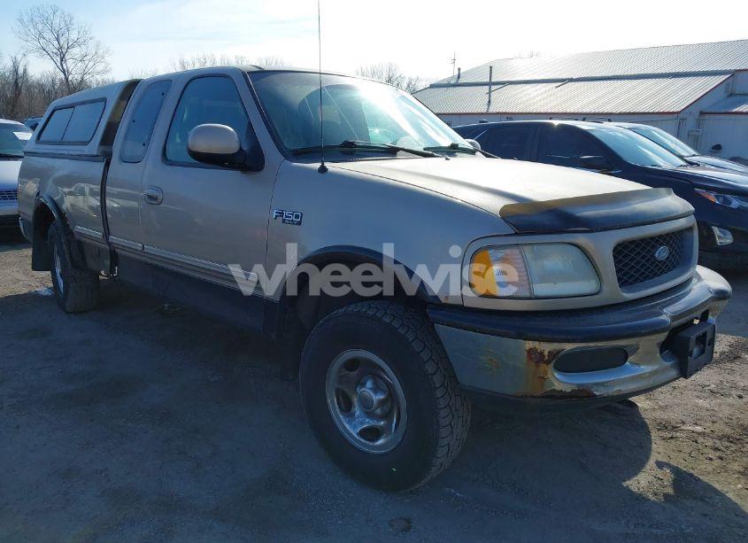 1997 Ford F-150 LARIAT/XL/XLT (VIN 1FTDX18W4VKC88838) main photo