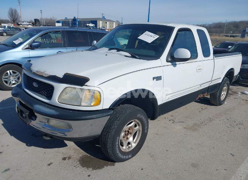 Photo 2 of 1997 Ford F-150 LARIAT/XL/XLT (VIN 1FTDX18W8VND45945)