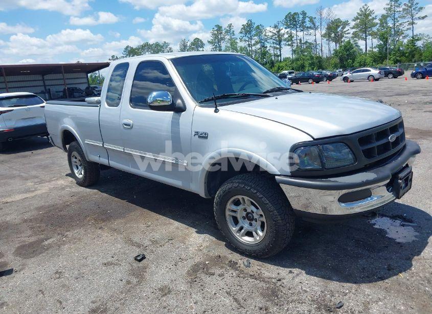 1997 Ford F-150 LARIAT/XL/XLT (VIN 1FTDX18W9VKD11448) main photo