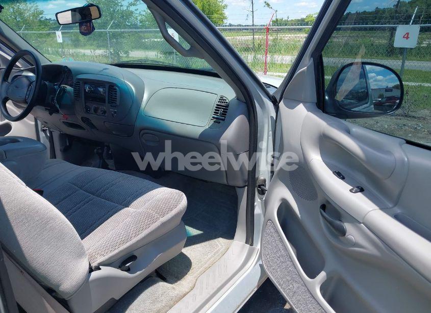 Photo 5 of 1997 Ford F-150 LARIAT/XL/XLT (VIN 1FTDX18W9VKD11448)