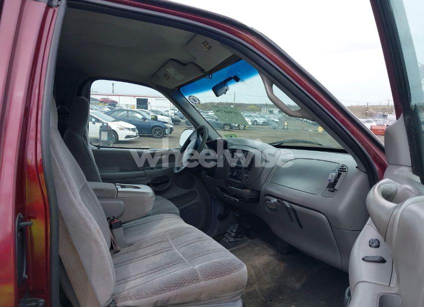 Photo 5 of 1998 Ford F-150 LARIAT/STANDARD/XL/XLT (VIN 1FTDX18W9WKA01690)