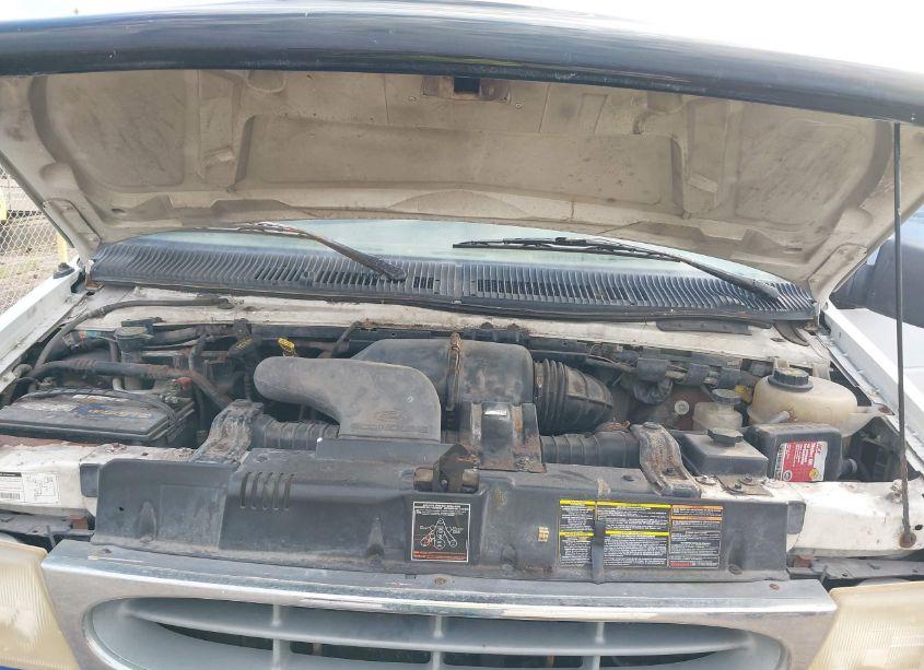 Photo 10 of 1997 Ford E-150 STANDARD (VIN 1FTEE1461VHA24134)