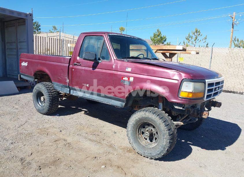 1996 Ford F150 (VIN 1FTEF14H4TLA40692) main photo