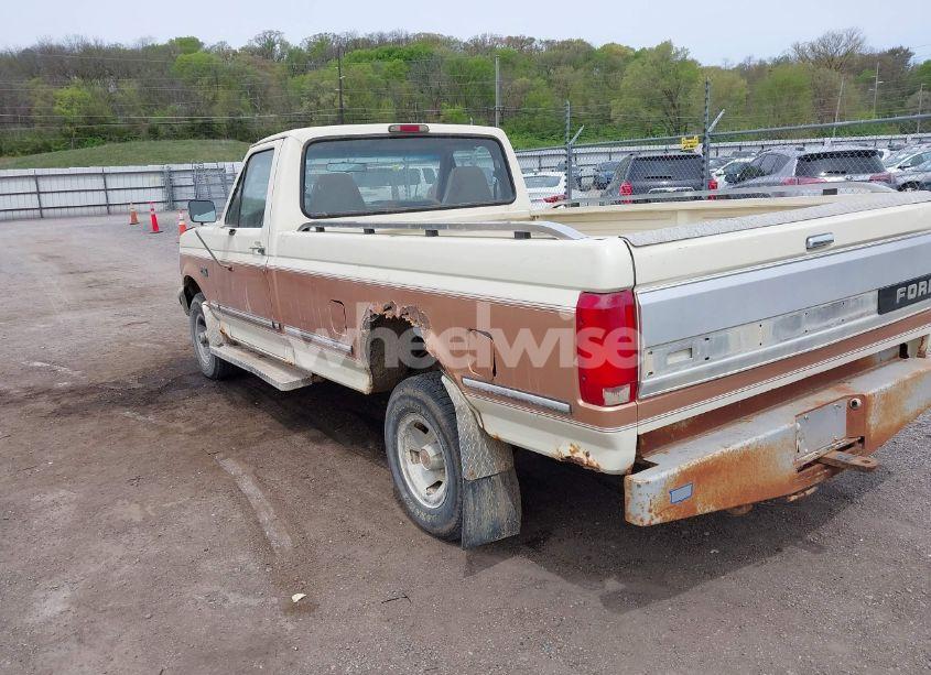 Photo 3 of 1994 Ford F150 N/A (VIN 1FTEF14HXRLA47820)
